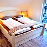 Quiet And Luxury 
