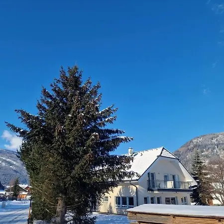 Villa Quiet And Luxury 