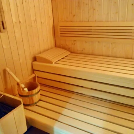 Quiet And Luxury 