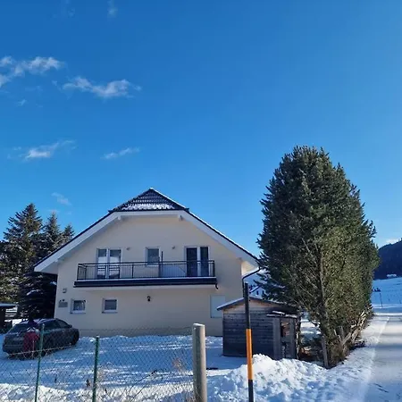 Quiet And Luxury 