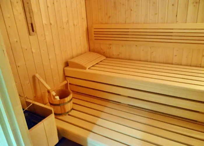 Quiet And Luxury 